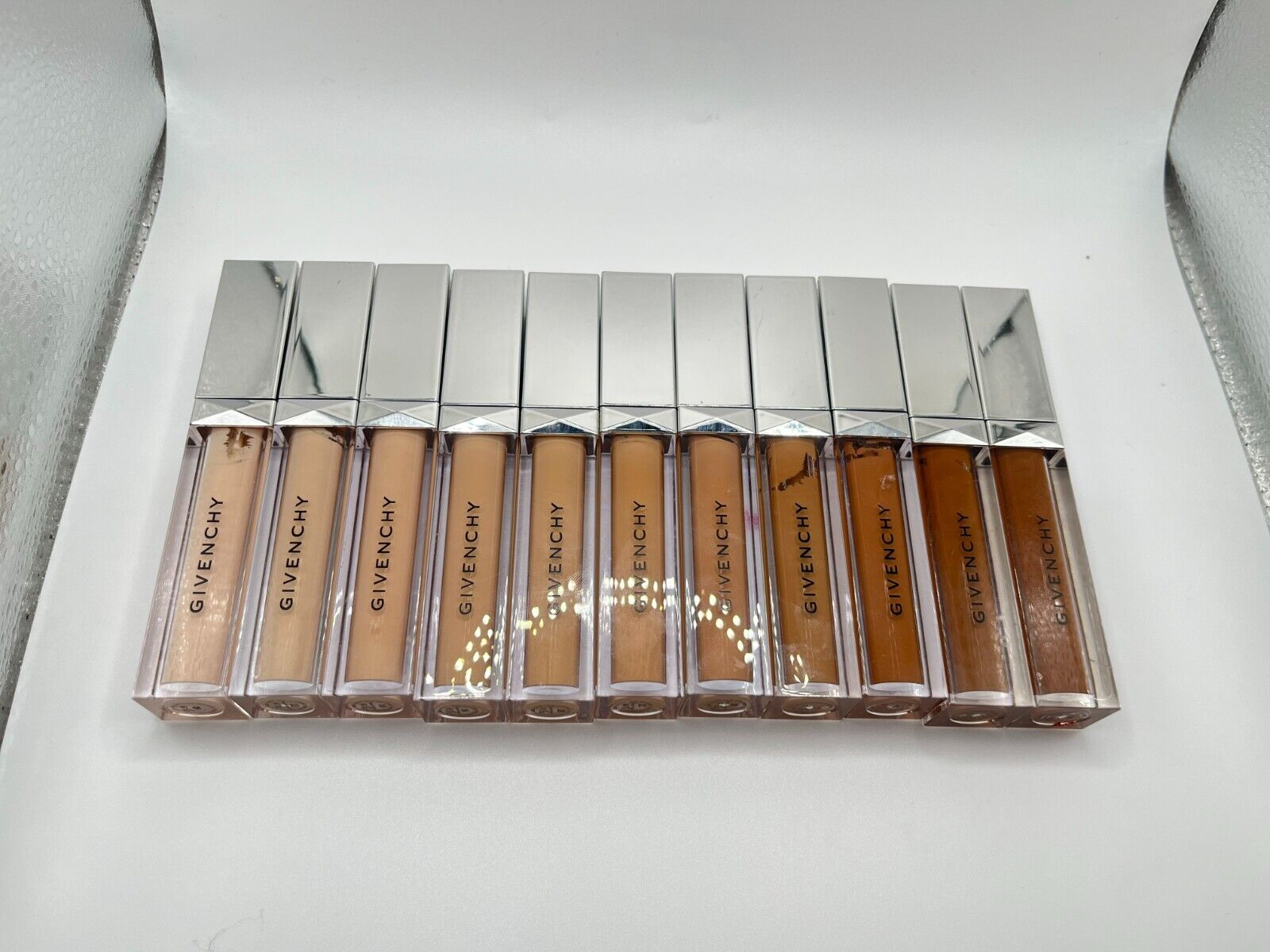 Givenchy Teint Couture Everwear Concealer: Cakupan Sempurna dan Tahan Lama